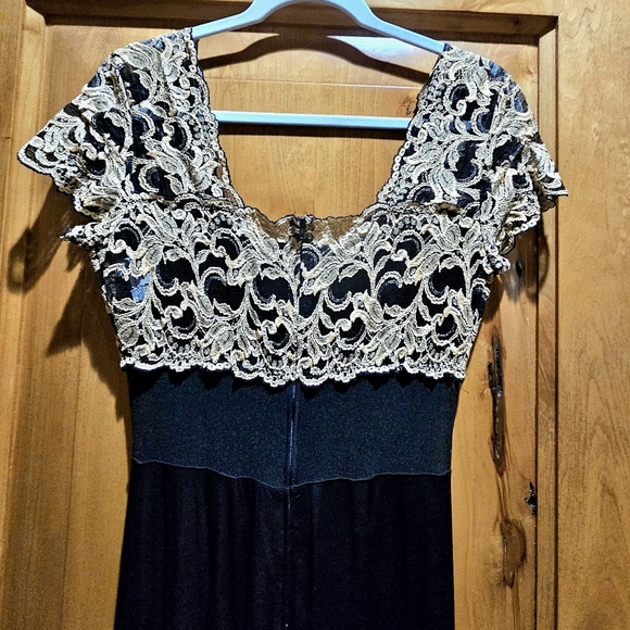 Elegant Black Lace Top Jumpsuit with Wide Long Flowy Legs - Picture 3 of 7